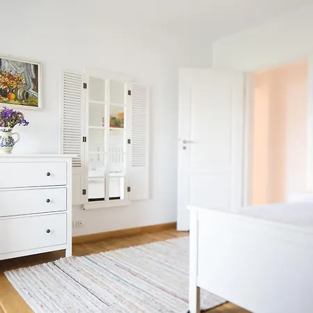 Diana's Flat 11 - Old Town